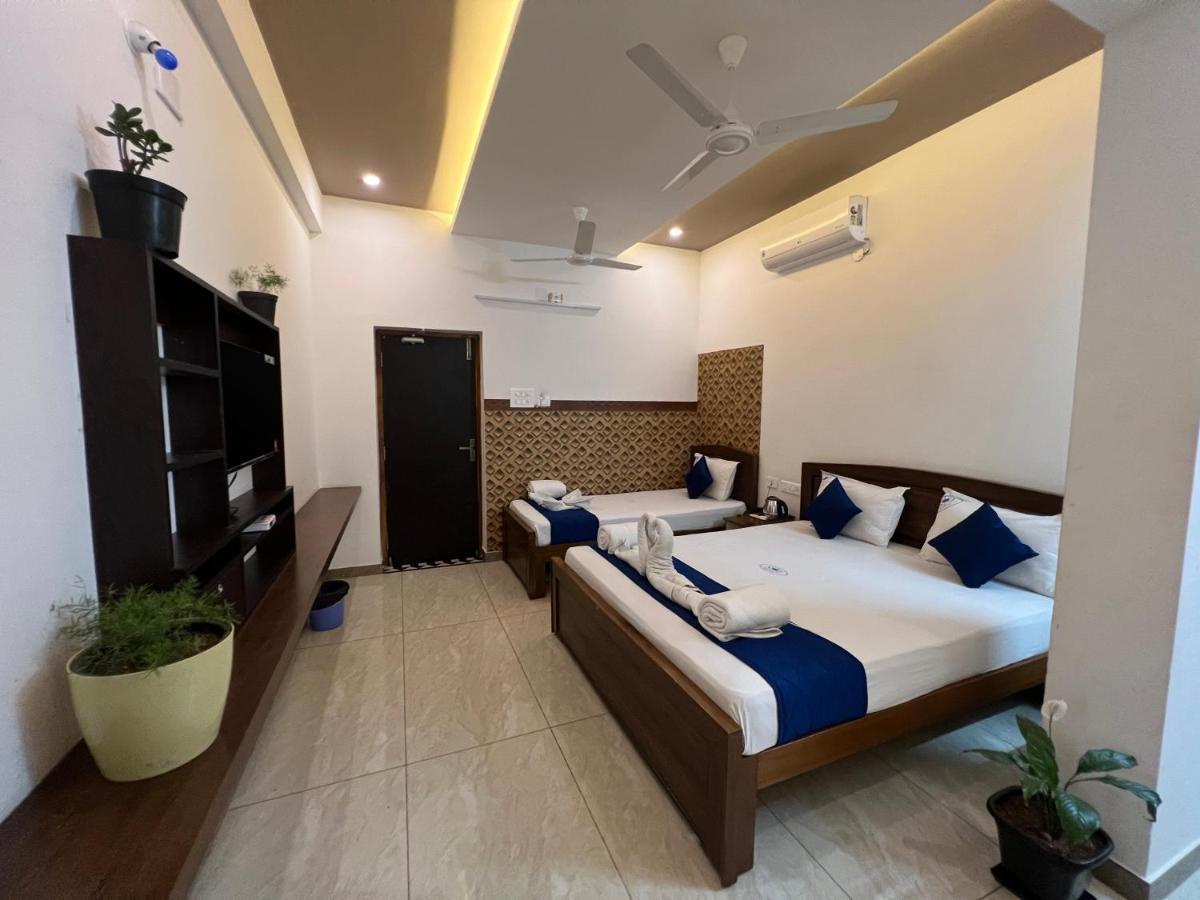 Hotel Raja Residency à Alāndurai Extérieur photo