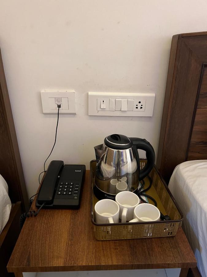 Hotel Raja Residency à Alāndurai Extérieur photo