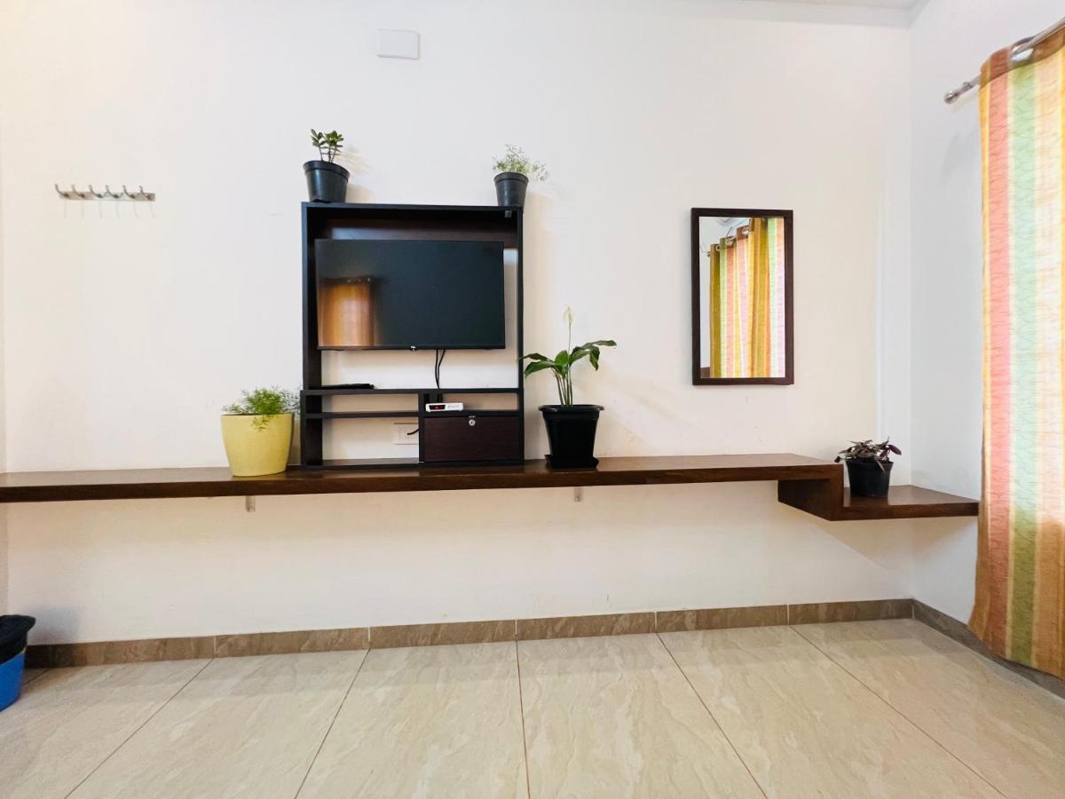 Hotel Raja Residency à Alāndurai Extérieur photo